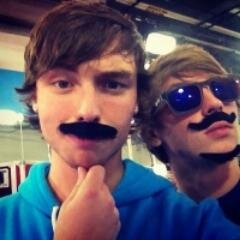 pedro gabriel lanza reis, wesley trent stromberg ♡ 
conta fã .