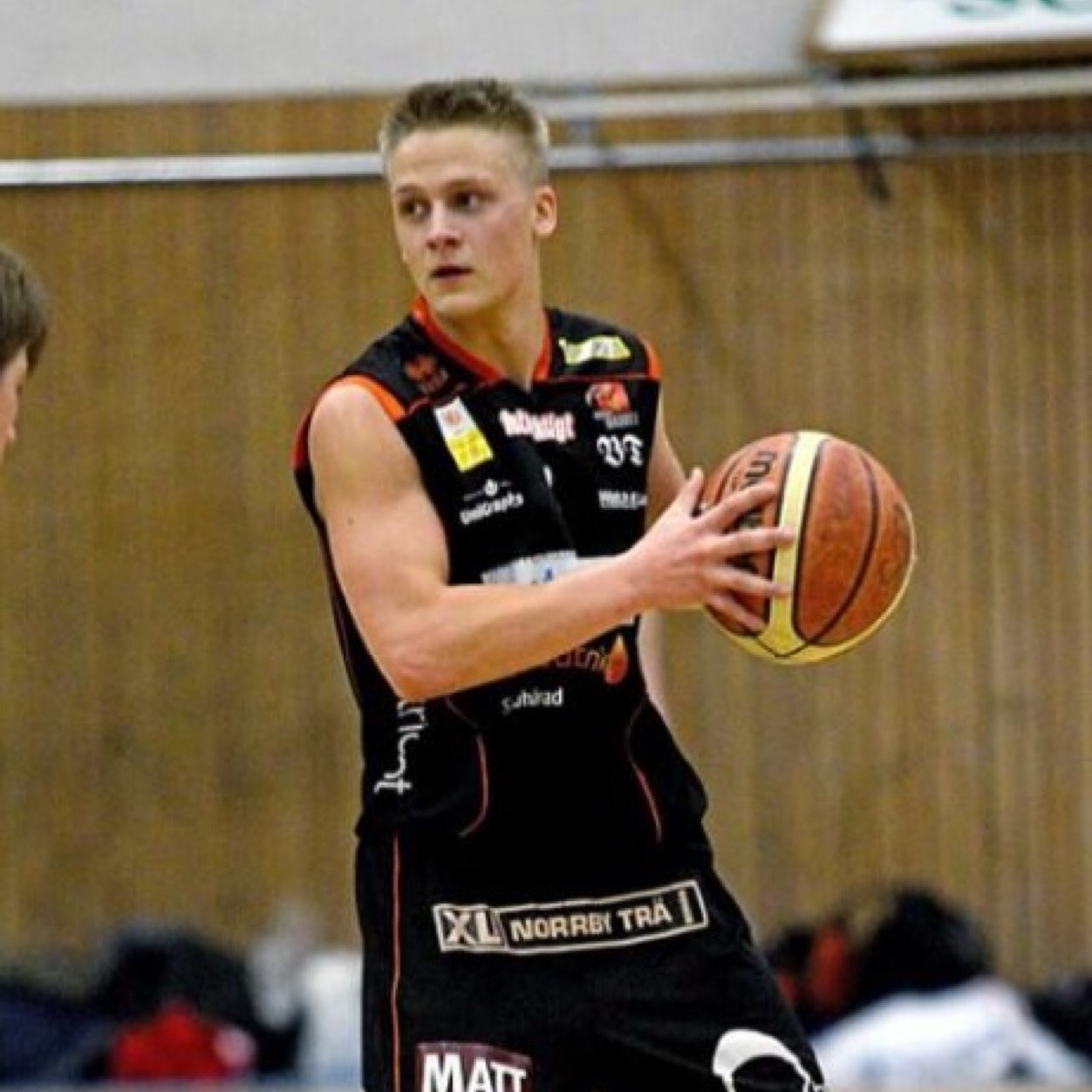 Officiellt Twitterkonto för Borås Baskets herrlag i division 1 Herr.