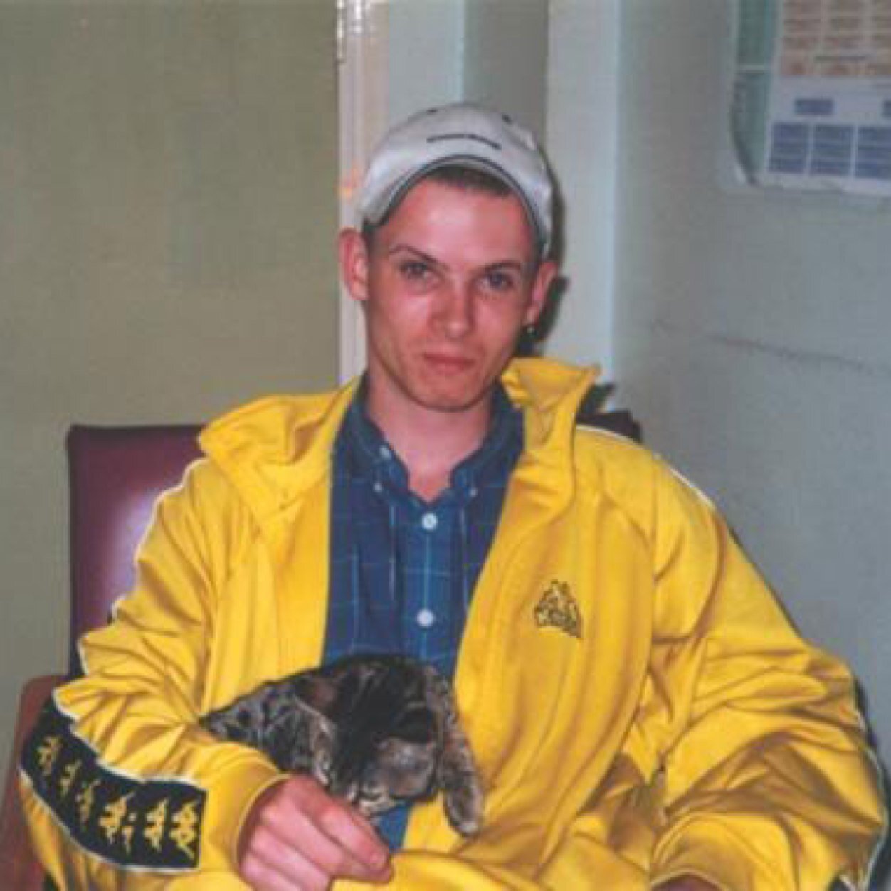 UKchavcam's profile picture. Tweeting some of britains finest chavs.