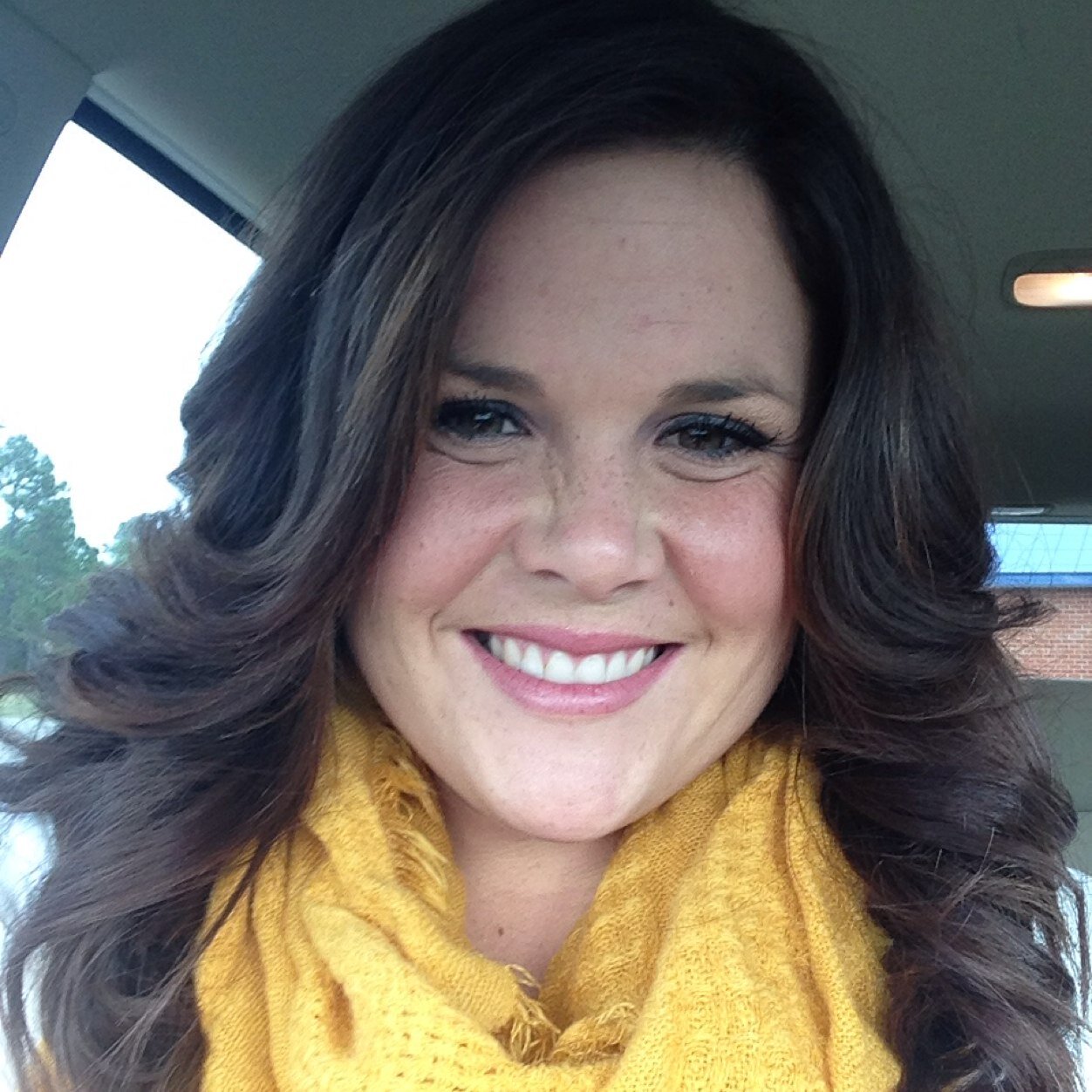Former LSU softball player #4. Follower of Christ!