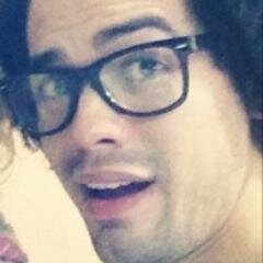 Amar o quanto precisar que ame
Então recuse a escuridão
Te amo
Pra que chorar?
Chorar é fim
Você existe em mim @samalvesmusic.♥
 Since : 03/01/14