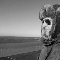 Teacher, professional artist, poet and musician and co-member of PaPa BeAr, rock band.