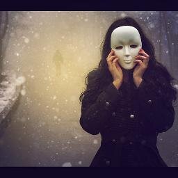 Imma_matyr's profile picture. Broken hearted girl