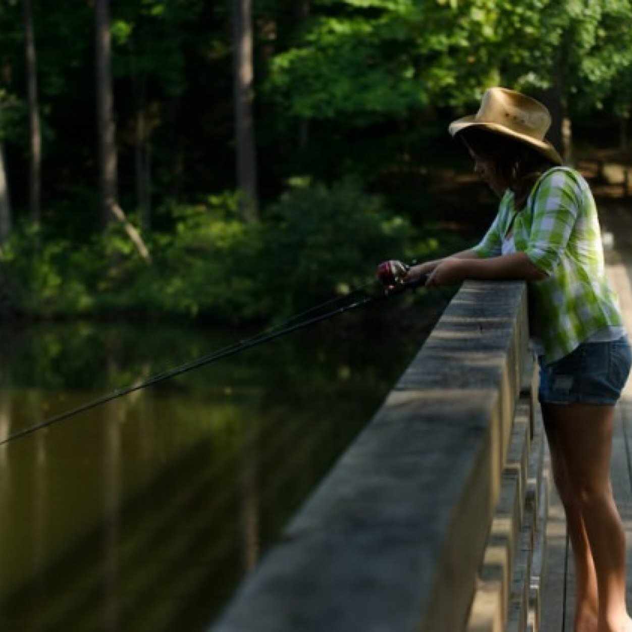 Hey y'all I made my dream come true! I'm a offical NCAA collegiate softball player, and I prefer the #SaltLife. #ChevyPride #TakeMeFishin #Brunette #CountryGirl