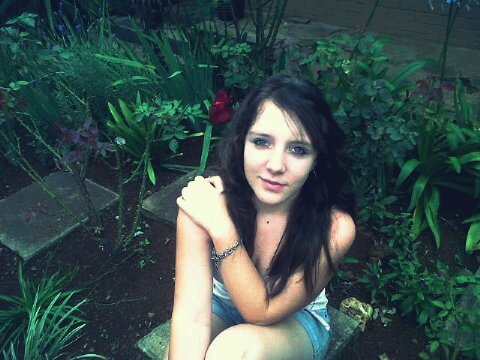 I am what I am: ME!!!!!(Pretty Awesome) *, Sports : hockey ,tennis , mountain bike riding and swimming,* :D... Outgoing, love adventure!! :D