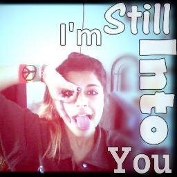 Cuando te busco no hay sitio en donde no estes

/Parawhore:3/
Seguime y te sigo:D