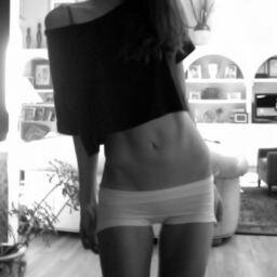 16 años. 60kg de inutilidad & asquerosidad pura