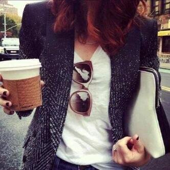 I am a simple Girl from DuBai   waiting for my live love ♥♥♥☺