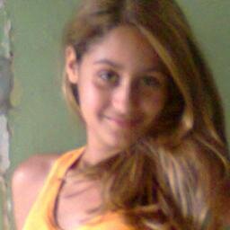sou pecistente adoro fazer novos amigos esporte favorito e voleobol adoro pizza