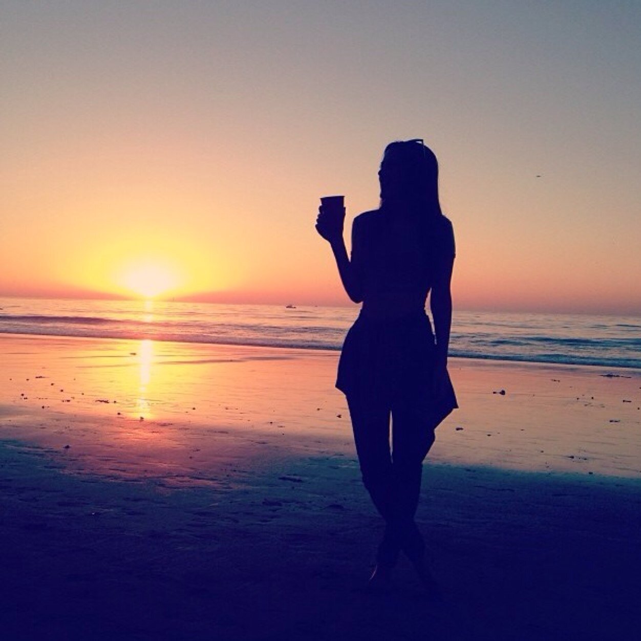 amooni95's profile picture. Senior 13 ~ Collage of Engineering & Petroleum . New account! Delete the old one ~ Free spirit