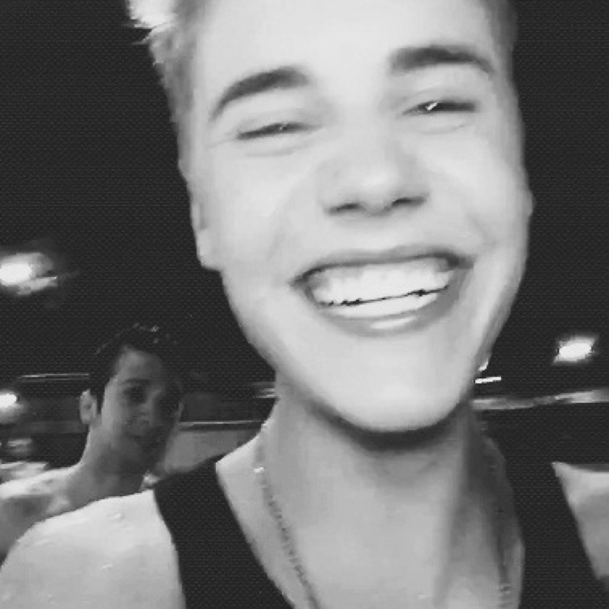 AKidrauhlSong's profile picture. 