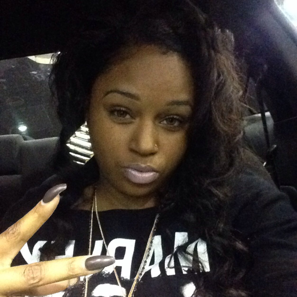 IM NOT YA AVERAGE FEMALE, BY BIRTH IMA AVERAGE GIRL!! TEAM:#BEAUTIFUL #BLESSED #THEBOMB #$$$ #HAPPINESS #YOURNEWBEAUTICIAN #Follow me!! ULL LOOVE ME!!