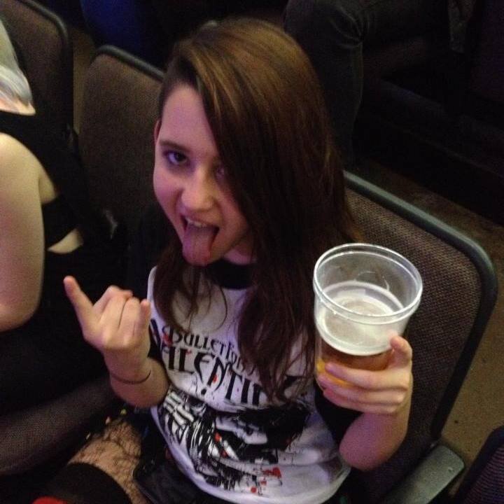 _JetCityWoman_'s profile picture. I love my music!! BVB † AA † SWS † BFMV † MCR † GET SCARED † MOTIONLESS IN WHITE †  AND THE LIST GOES ON!!!!  follow me and I will follow back \m/