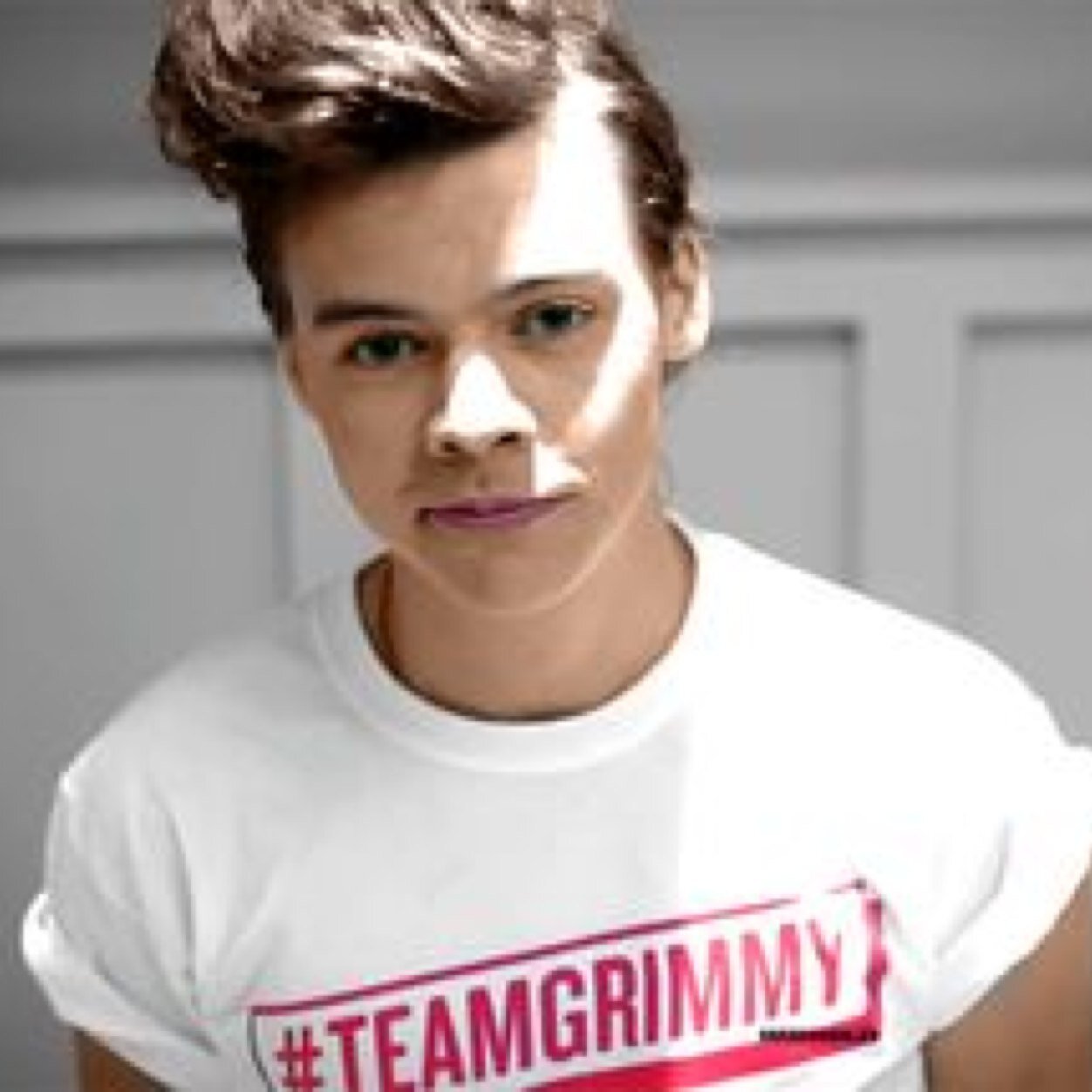 I just gave you a free follow so please go follow or i unfollow, please and thanks ilysm
