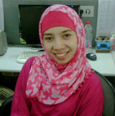 Usaha : Shazia Busana Online, menyediakan Busana Dewasa & Anak  Branded & Fashionable, Anggota TDA JakTim.