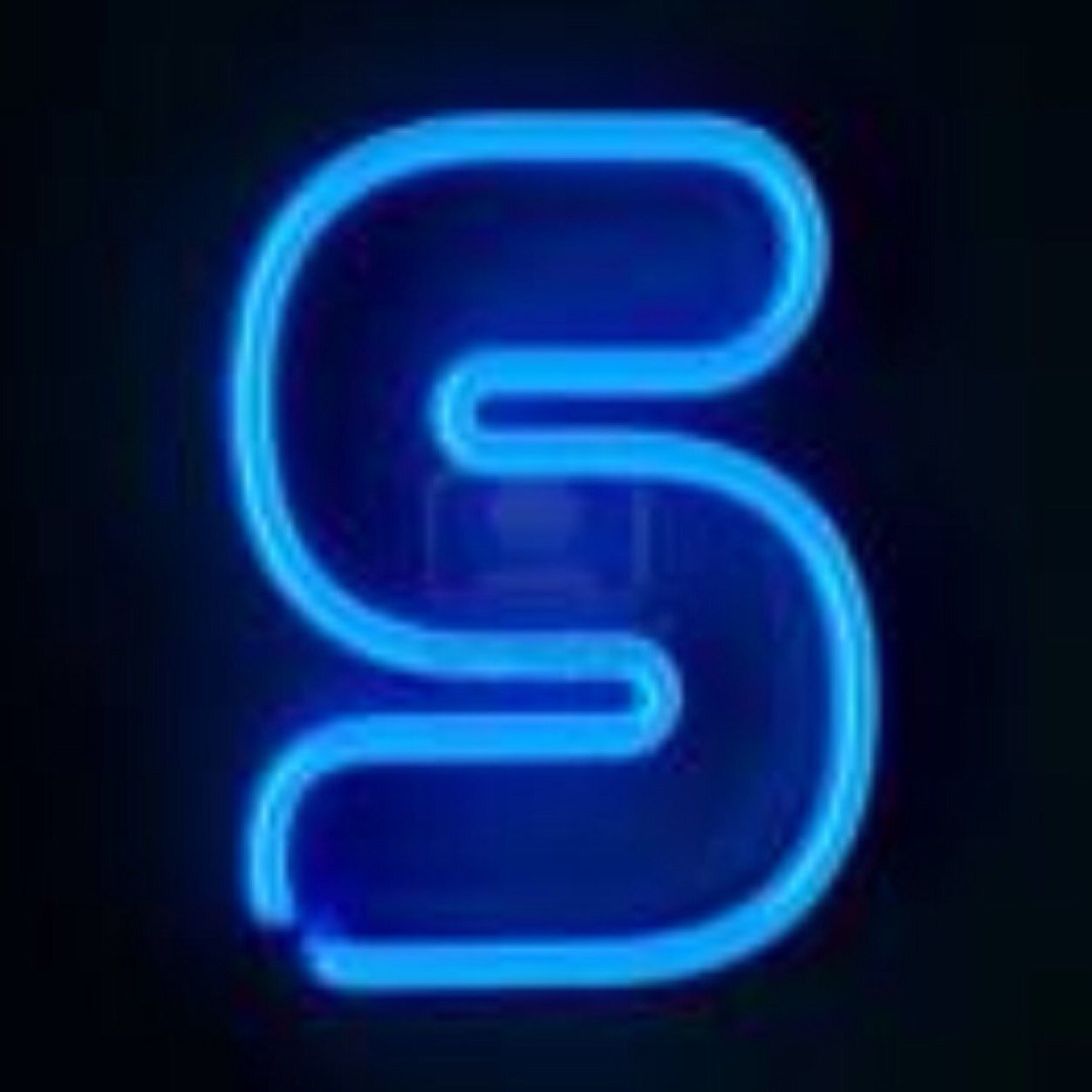 This the official ghosts team called Serxz. Msg II Zaxraa II on xbox 360 if you would like to tryout.