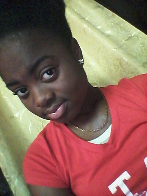 These lil characters cant describe me♥