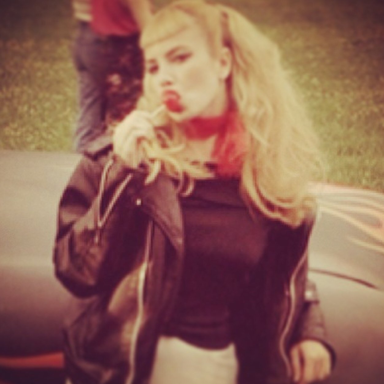 AndieRishoi's profile picture. 