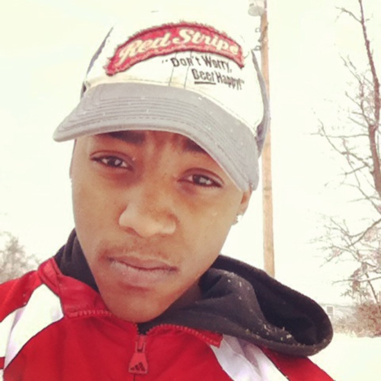 Just out here trynna get it im from east columbus and im a tattoo artist kik - kidd_hiphop23 , IG- kidd_hiphop Zanesville high school Team iphone #takenn