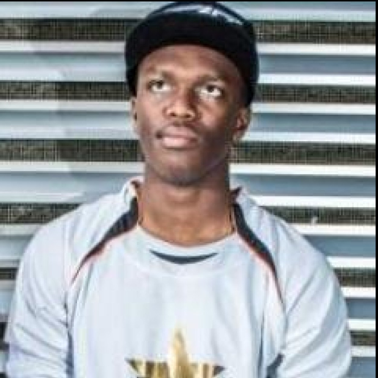 OGgoinghigh's profile picture. live for the MOMENT live for the DAY