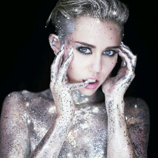 Miley Cyrus #Bangerz *.* love #smiler
