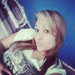 , bom meu nome é Juliana , sou timida , chata , E levo a vida em um sorriso , quer saber mais ? pergunta ?http://t.co/HZPjo6sPDu