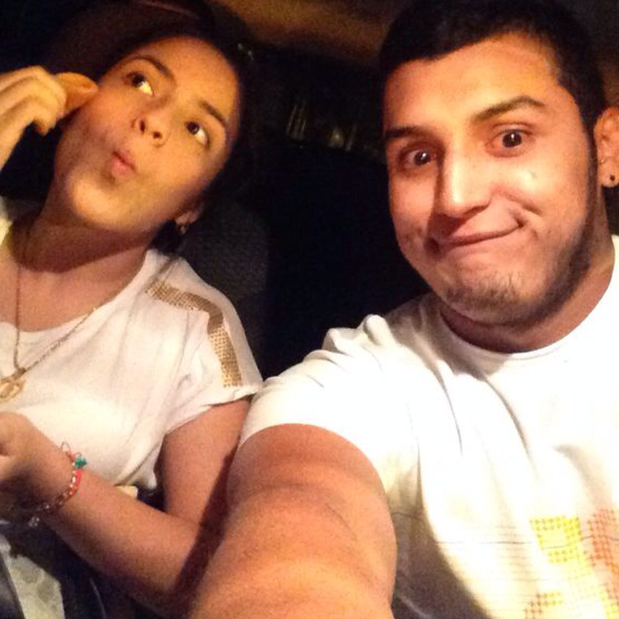 camiloriverar1's profile picture. 