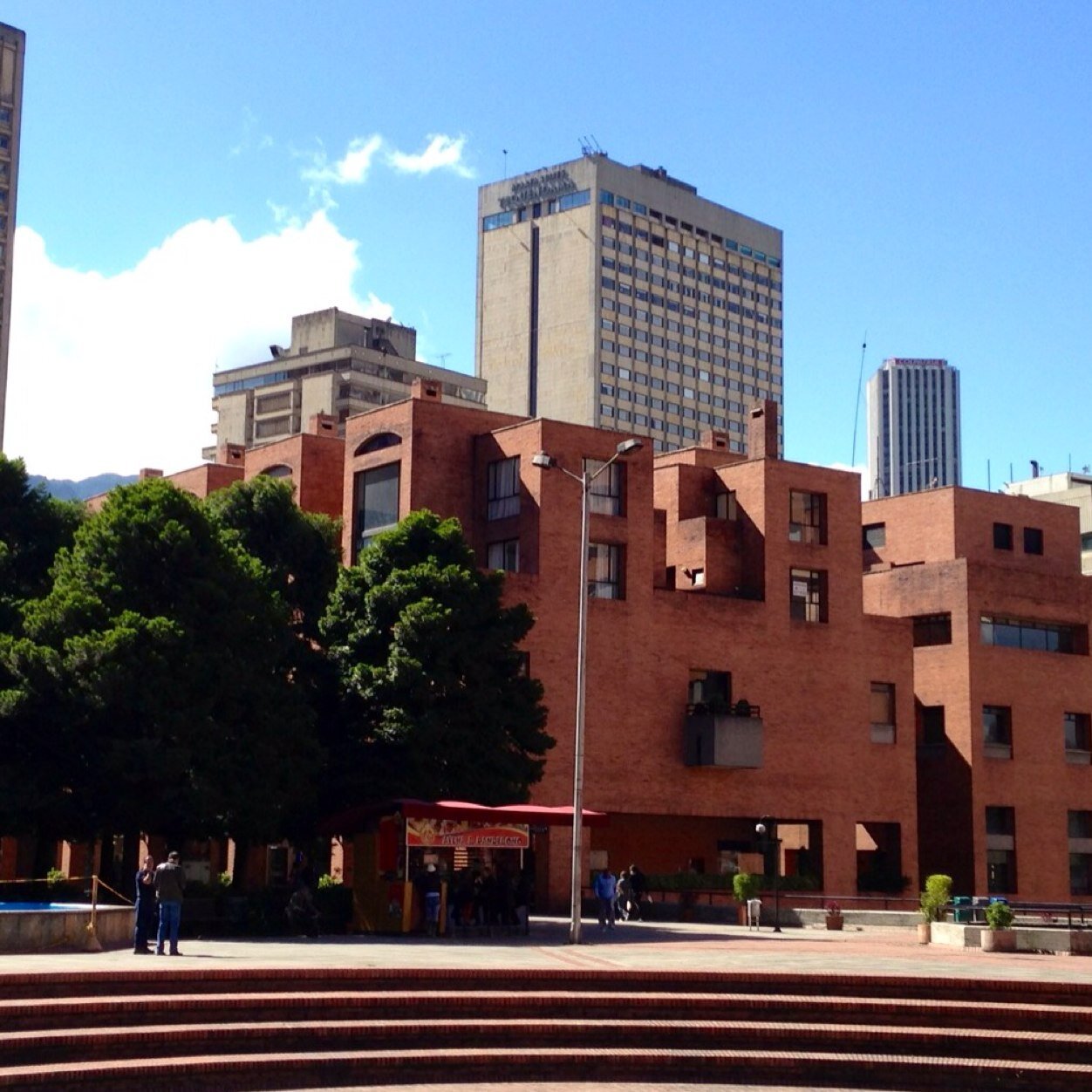 Tour operador especializado en transporte turístico en Bogotá y alrededores