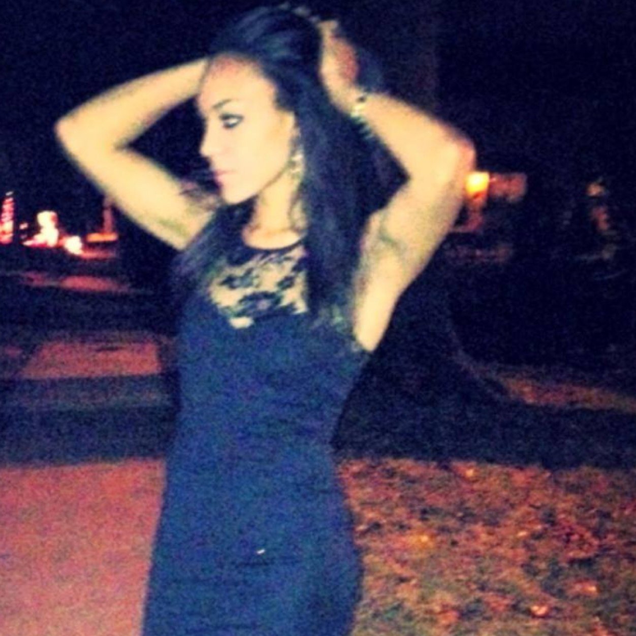 Meeeeeshelli's profile picture. Striving for a life full of happiness, laughter and success! Student Athlete at RU :)#Raddy #TrackRunner #German