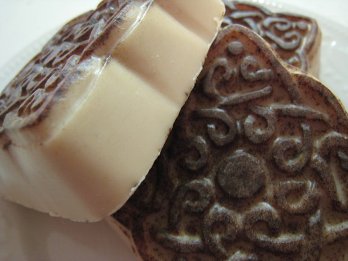 Handcrafted Bath & Beauty products. Indulgent goodies for the whole family.