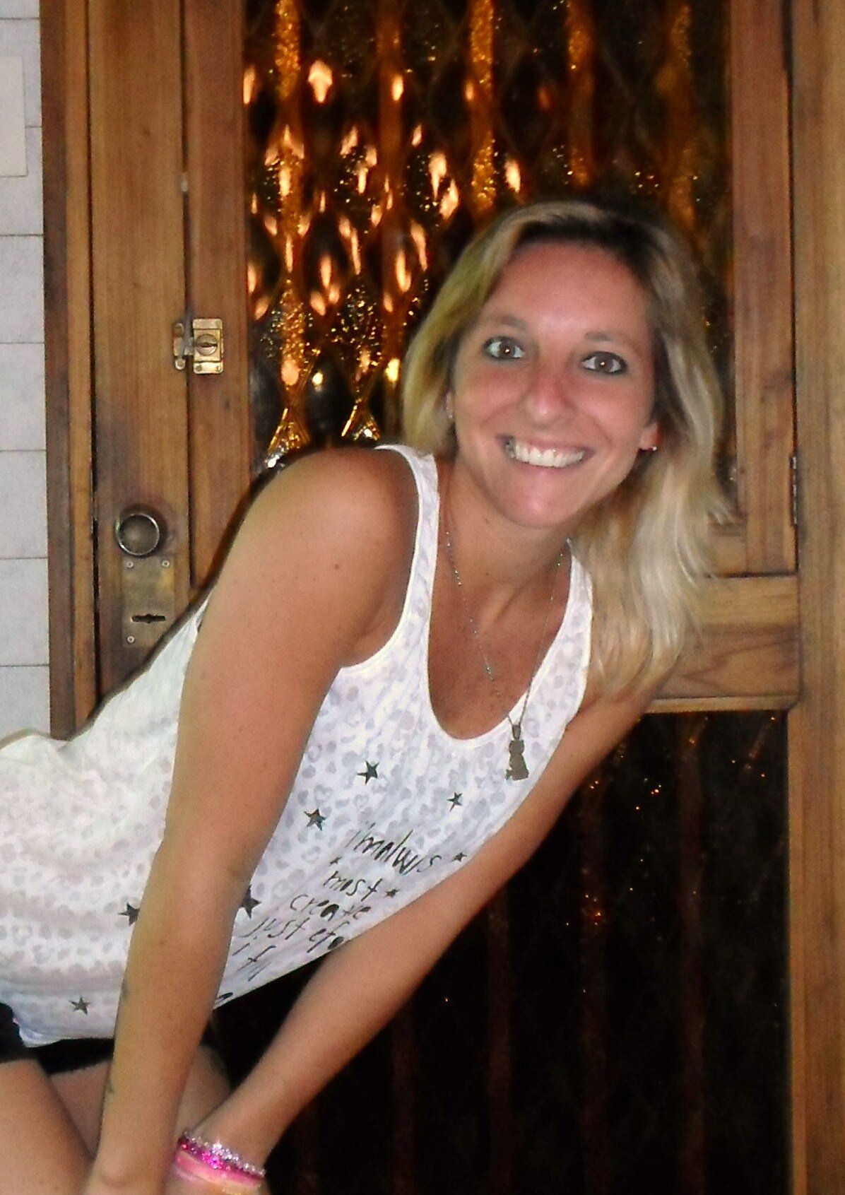 Melibitt's profile picture. Pastelerita! Todo lo que necesitas es AMOR y un PERRO!!! :)