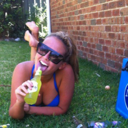 joarinau's profile picture. Simplemente Feliz. Enamorada. Psicóloga. AMO a mi familia.