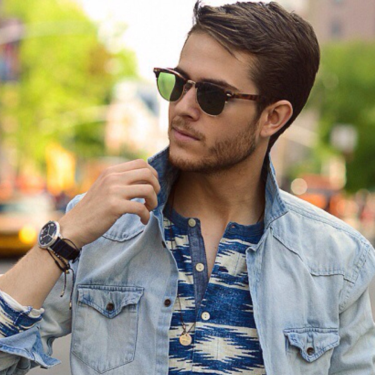 SqueaksOUAT's profile picture. Hello, my name is Malone. Some people call me Squeaks! Pleasure to meet you! [Bisexual, 18+, RP] ||Single||