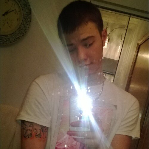 VinnieCurrie61's profile picture. 