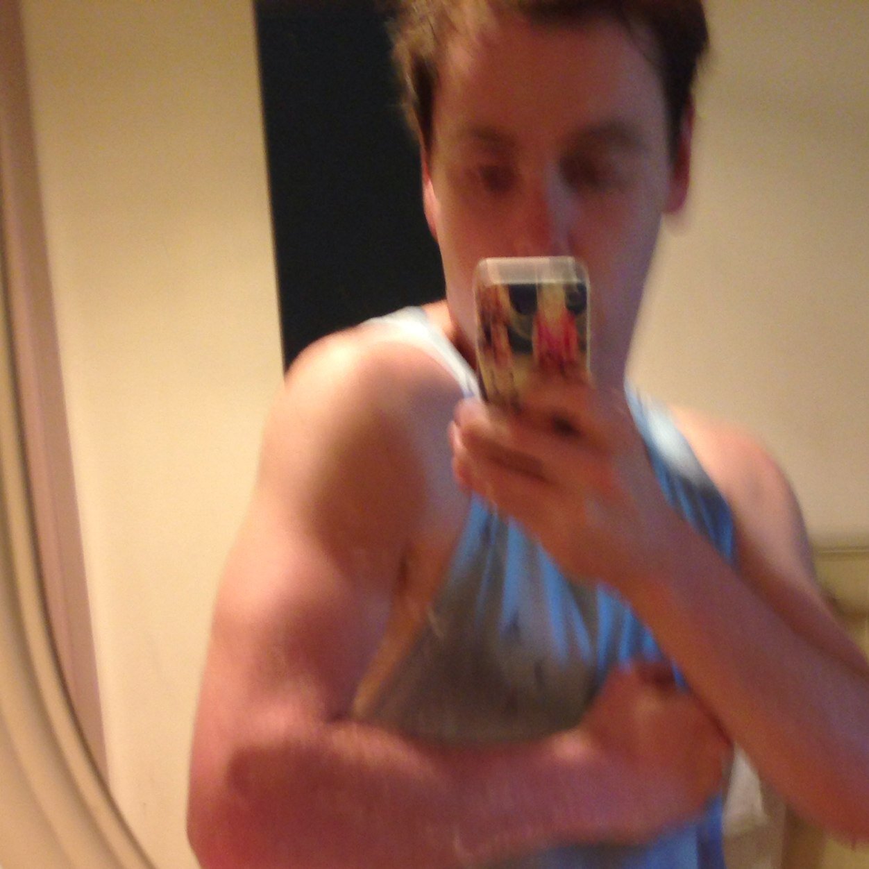 vers Brisbane. guys hit me up for a good time