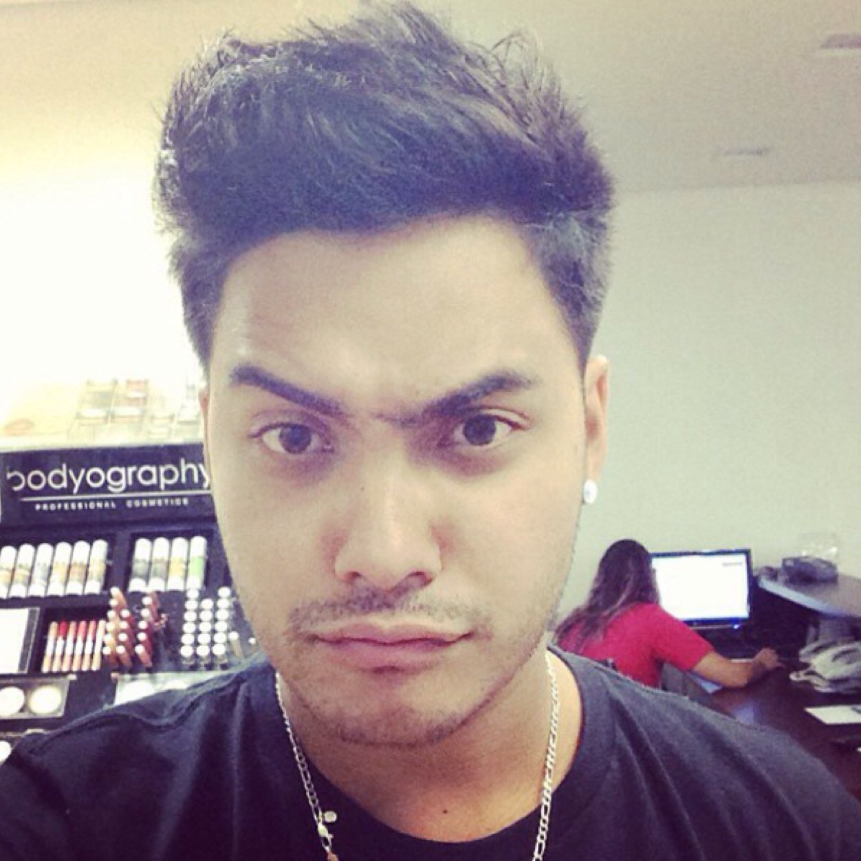 CuricadoKoba's profile picture. E a distância se torna pequena quando relaciona-se ao meu amor por você @kobarestart ! ∞ Since:23/07/2011 Dona: @eduardaaraujop