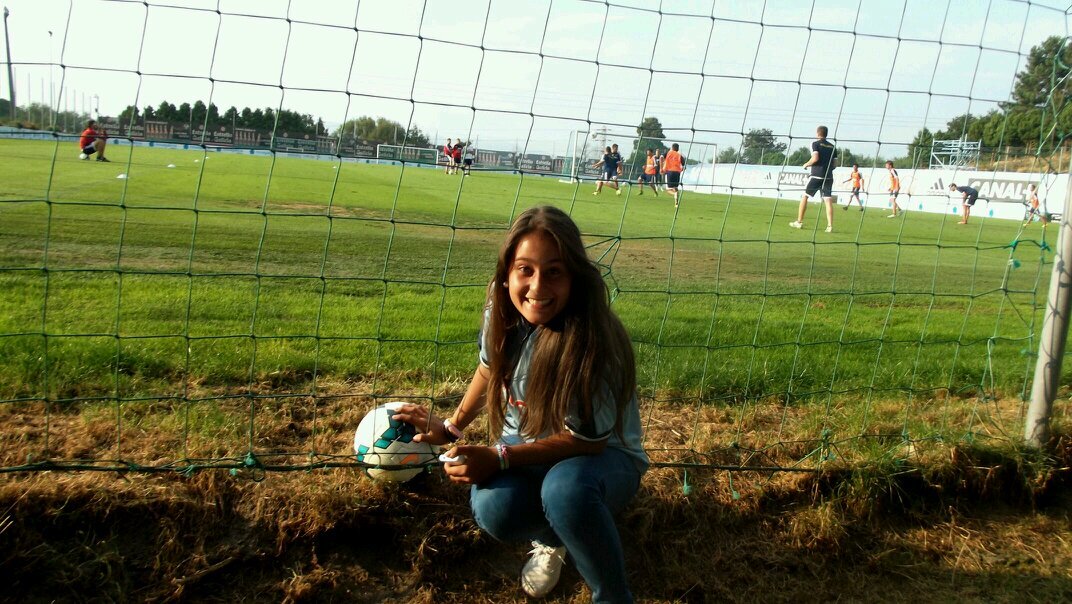 si me quieres conocer sígueme, si no vete a la mierda:)))Celtista asta la muerte!!! .Jugadora de balonmano TUI BAILARINA♥♥♥