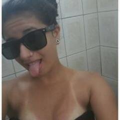 http://t.co/RtzwFFGanI 
Snap: oimariamelo.