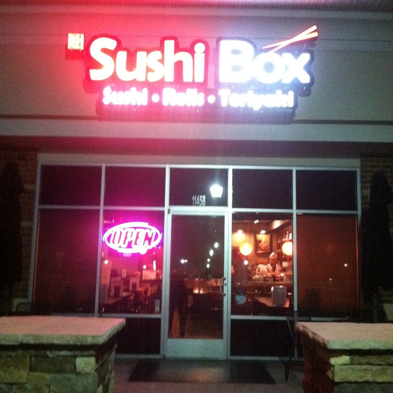 RVASushiBox's profile picture. Sushi•Rolls•Teriyaki• Call us for take out: (804) 320-1115

Follow us on Instagram @rvasushibox