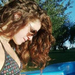 thegroovyPearl's profile picture. Hoy es siempre todavía- Sólo creo en el fuego. Vida Fuego. Estando yo misma en llamas enciendo a otros. Jamás muerte. Fuego y vida. -*Abracadabra*