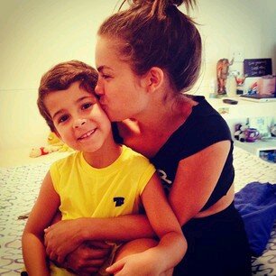 'Meu Amor e carinho por vocês é Muito delicado Mais Não há força nenhuma no Mundo capaz de Destrui-lo'
