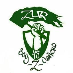 integrante de la barra Zur 48 del zacatepec.....pura -Z-  alentando sin parar al zacatepec