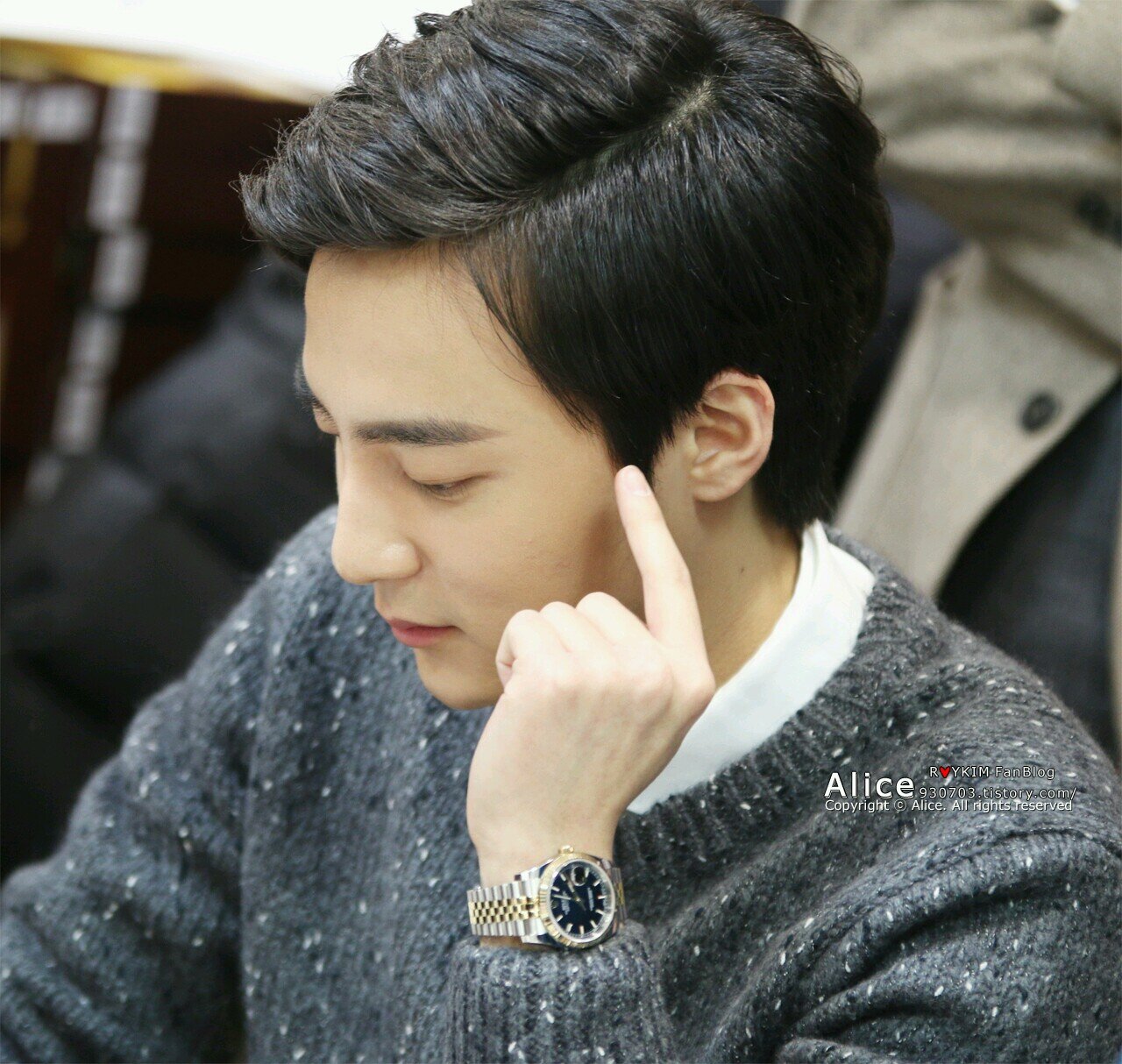 김로이 라뷰♥                                http://t.co/RebLnNJwVK