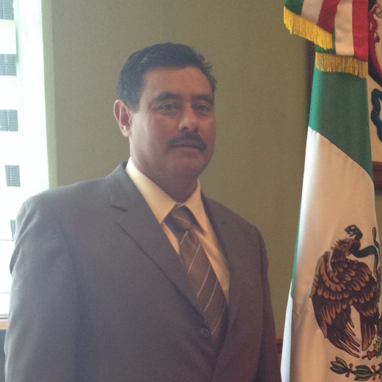 Director de Protección Civil de la ciudad de Xalapa, Veracruz

Telefonos. 8900794 y 8404220