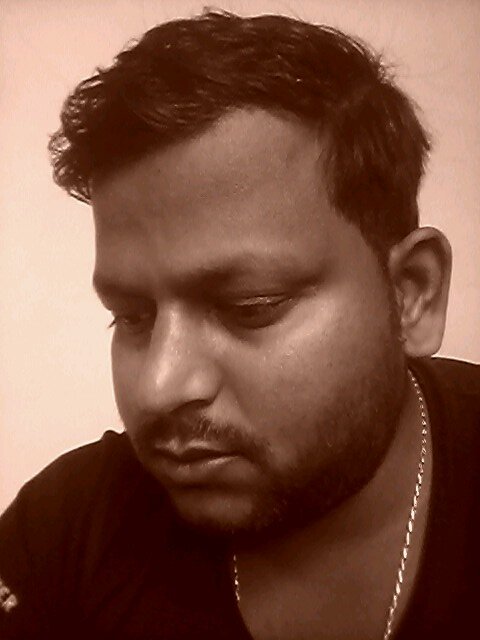jindgi me har jarurtmand insan ko madad karte raho.