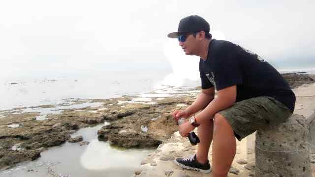 bah_ogo's profile picture. Menerima pesanan kemeja,tshirt dan jaket pin:28C72990 call:081321798684       02292280381