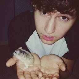 free follow from @sdkgangstas bc ily :)