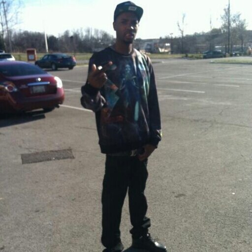 Im in da streets gansta and grimy you aint lookn fa me if dont gind me_Bh.i.p Lacey