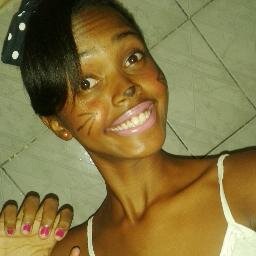 Um sorriso mais lindo, o olhar mais sincero , o meu porto seguro, a pessoa mais linda do mundoo, ♪♪ .. KLEBER YKARO ç2