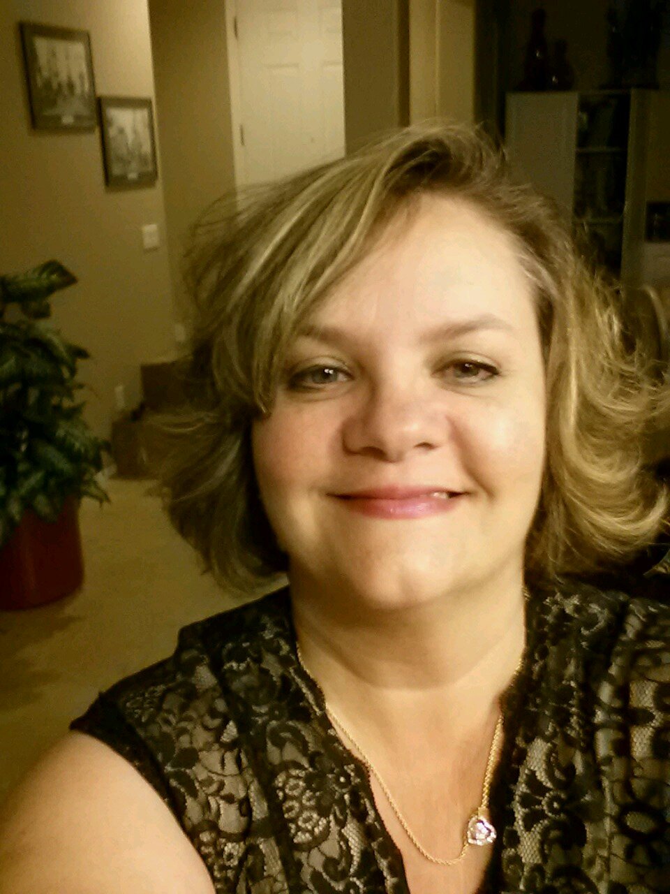 Sicilian American mom and wife. Moved to Arizona recently from Illinois. My hearts desire is to be the follow Christ in all things.